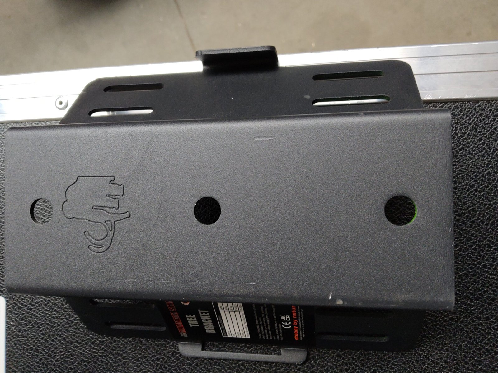 Showgear tree bracket